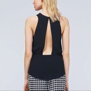 Wilfred Aritzia, Black Sleeveless Top